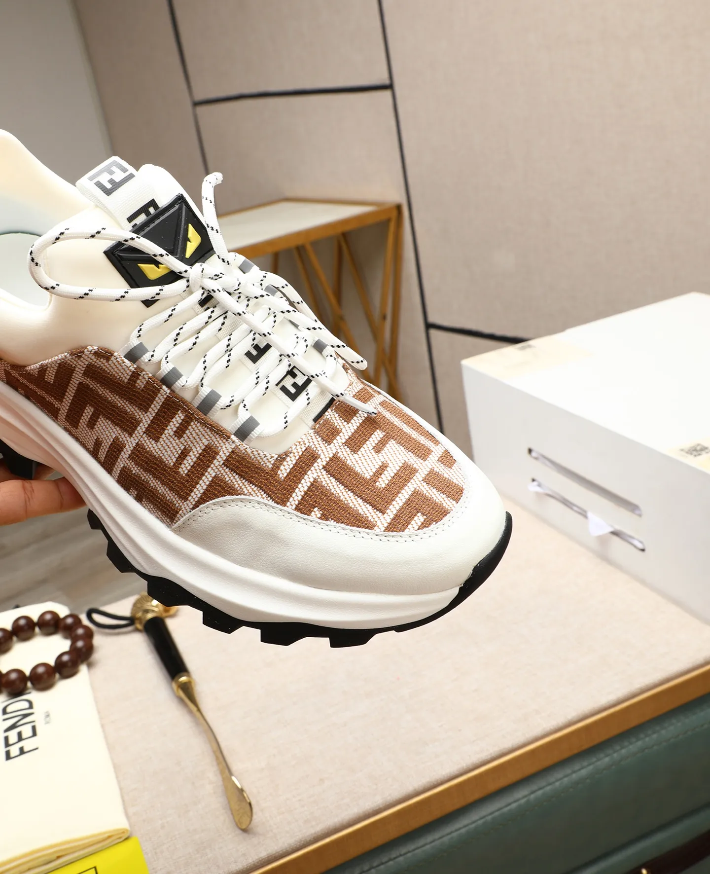 Men's shoes 💰460🕷🕷[FENDI] Fendi fashionable casual men's shoes 🇨🇳Original official website 1:1 model opening, new models are available first 💯Not high-profile but avant-garde, simple About low-key and fashionable, super versatile style 🌿 Made of original cowhide ➕ Pigskin lining 🎋 The version is comfortable on the feet, so rigorous for any small place, and the workmanship is first-class 🍍38-44 Large quantities in stock